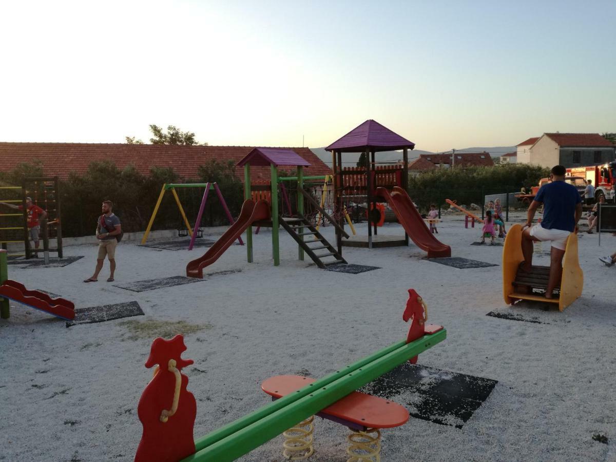 טרוגיר Apartment Juric מראה חיצוני תמונה